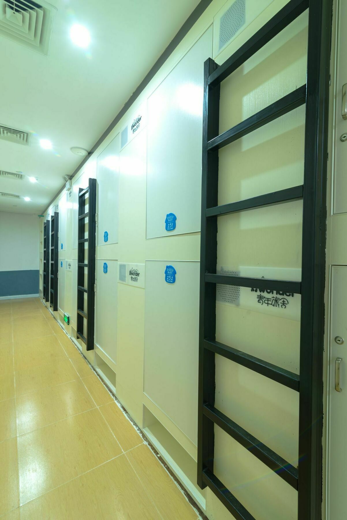 Wonder Youth Hostel Nanning Esterno foto